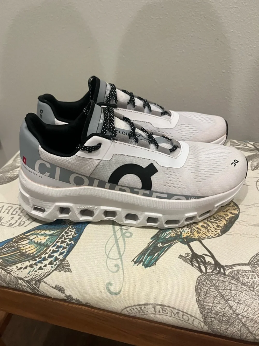 Men’s On Cloudmonster white size 8 (41) - Picture 1 of 10